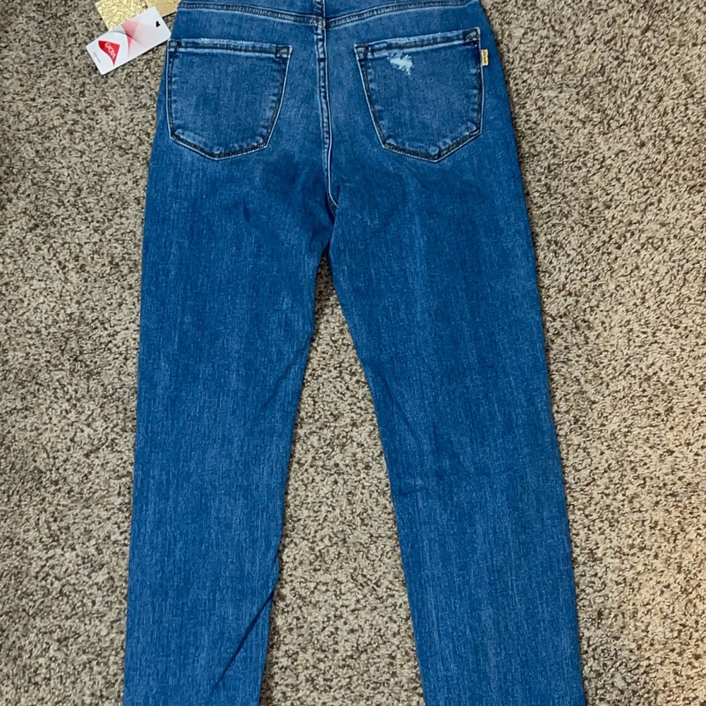 High Rise Mom Jeans - Picture 2 of 2